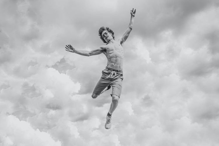 Dreams About Falling Interpretation: Meaning & Answers | Labex Cortex